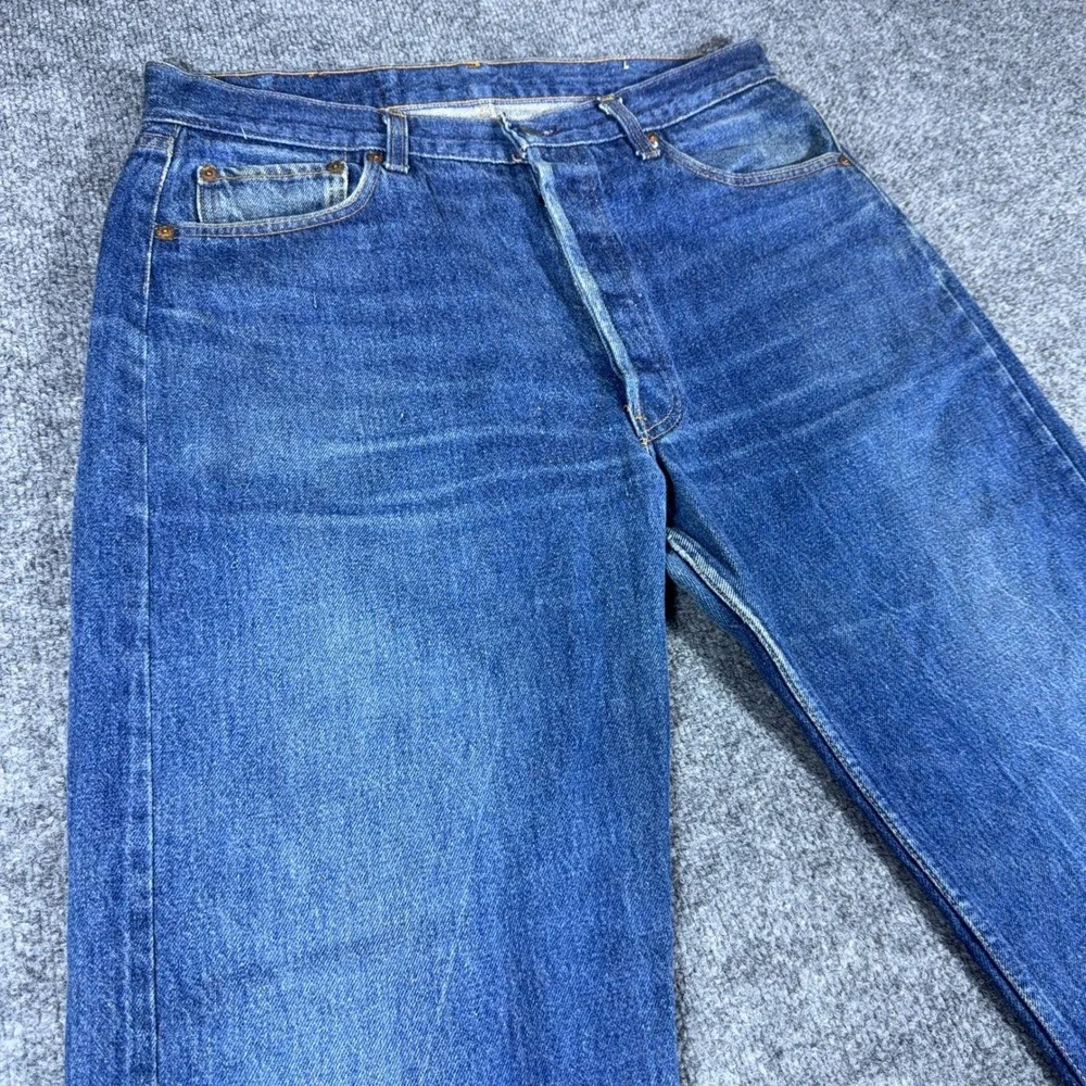 Vintage Levis 501 Mens Button Fly Blue Denim Jeans 36x34 Made in USA